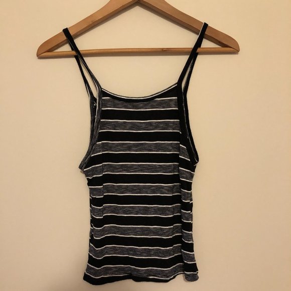 Brandy Melville Tank Top - Picture 2 of 4